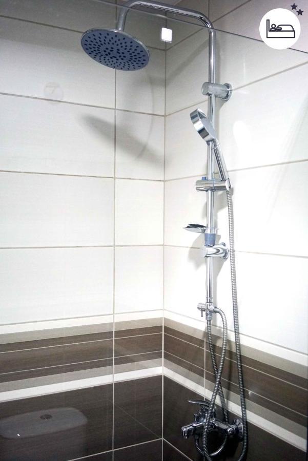 Rooms S&S Milicevic U Strogom Centru Aleksandrovca Aleksandrovac エクステリア 写真